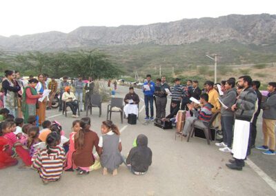 With Migrant 4