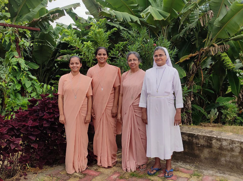 Sisters of Rosa Mystica Community